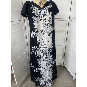 Vintage 70s Sand Pebble Hawaii Kaftan MuuMuu Tropical Floral Black White Sz Sm